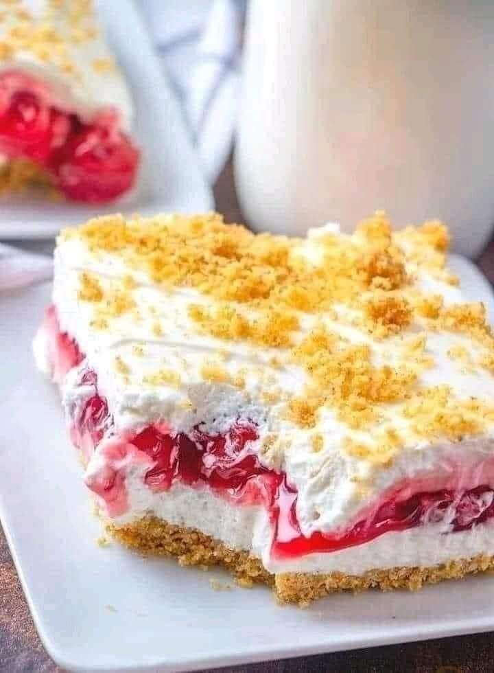 Berry Compote Cheesecake Bars Recipe