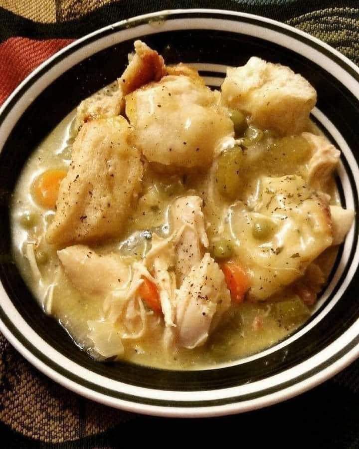 Crock Pot Chicken and Dumplings