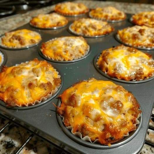 Sausage  Muffins with Bisquick