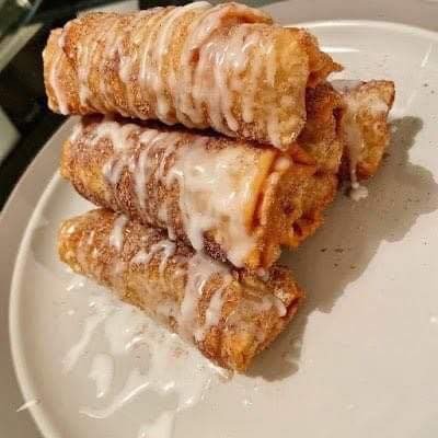 Peach Cobbler Egg Rolls